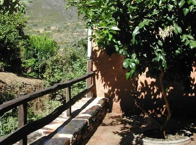 Charming House In With Fireplace And Terrace Robledillo De Gata