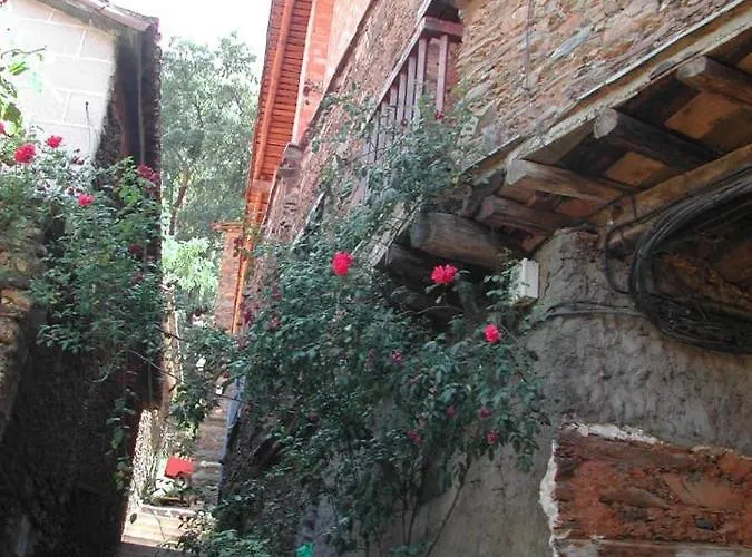 Charming House In With Fireplace And Terrace Robledillo De Gata